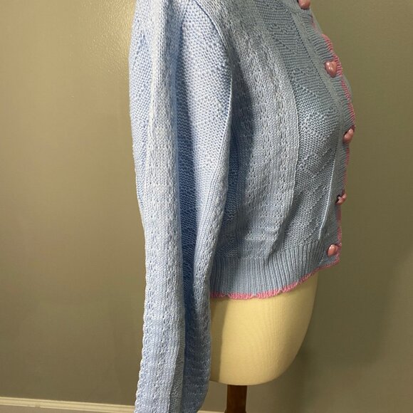 NWOT Baby Blue  Womens Sweater with Pink Buttons - Picture 4 of 5
